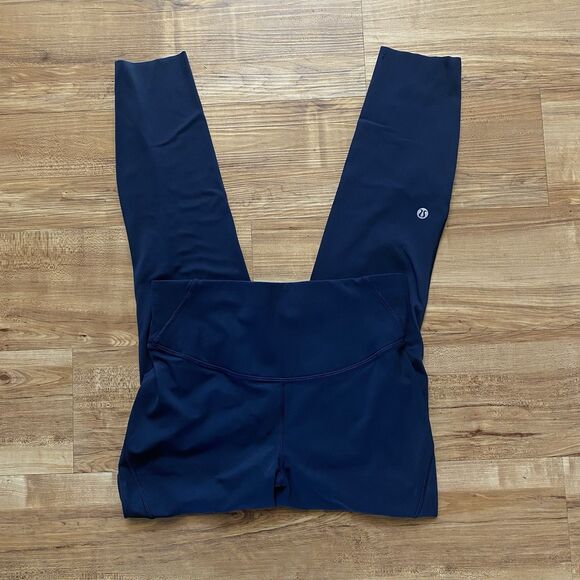 Lululemon 6 Navy Blue Base Pace High-Rise NULU Cropped Tight Yoga Run Athleisure - Picture 3 of 16